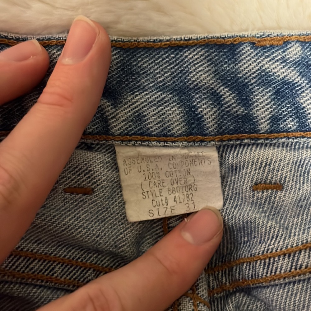 Guess Ripped Jeans - Picture 5 of 8